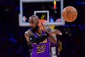 名记：詹姆斯的高明之处在于他总是不明说 总能装作什么都没做