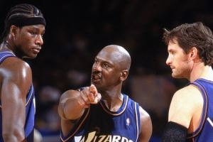 夸梅：你们要有谁像我一样被MJ扇过巴掌 你们肯定觉得人生圆满了