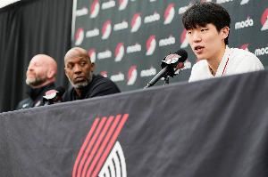 【深夜聊聊】比卢普斯被捕 对杨瀚森会有怎样的影响？