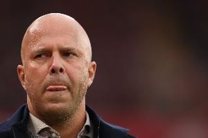 卡拉格：利物浦正处于危机时刻，需要加强身体对抗能力