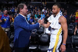 拉科布：我接手前勇士往前数40年都没成功过 17年里就一次季后赛图片